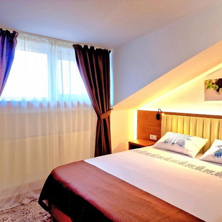 Valea Lupului  Stay Inn Rediu المظهر الخارجي الصورة