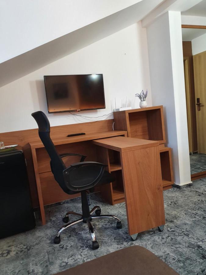Valea Lupului  Stay Inn Rediu المظهر الخارجي الصورة