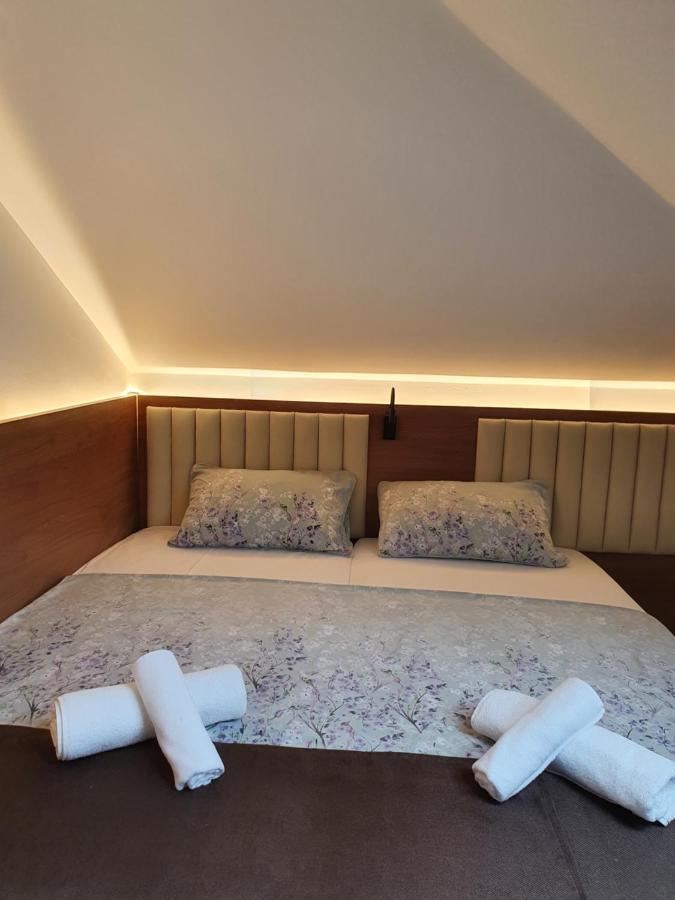 Valea Lupului  Stay Inn Rediu المظهر الخارجي الصورة