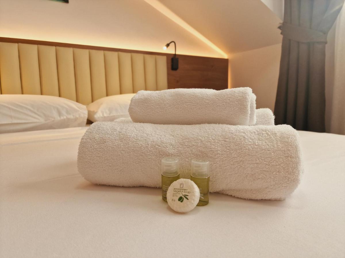 Valea Lupului  Stay Inn Rediu المظهر الخارجي الصورة