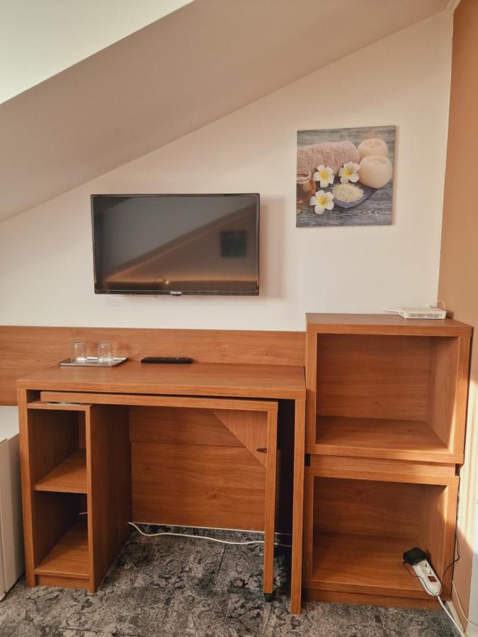 Valea Lupului  Stay Inn Rediu المظهر الخارجي الصورة