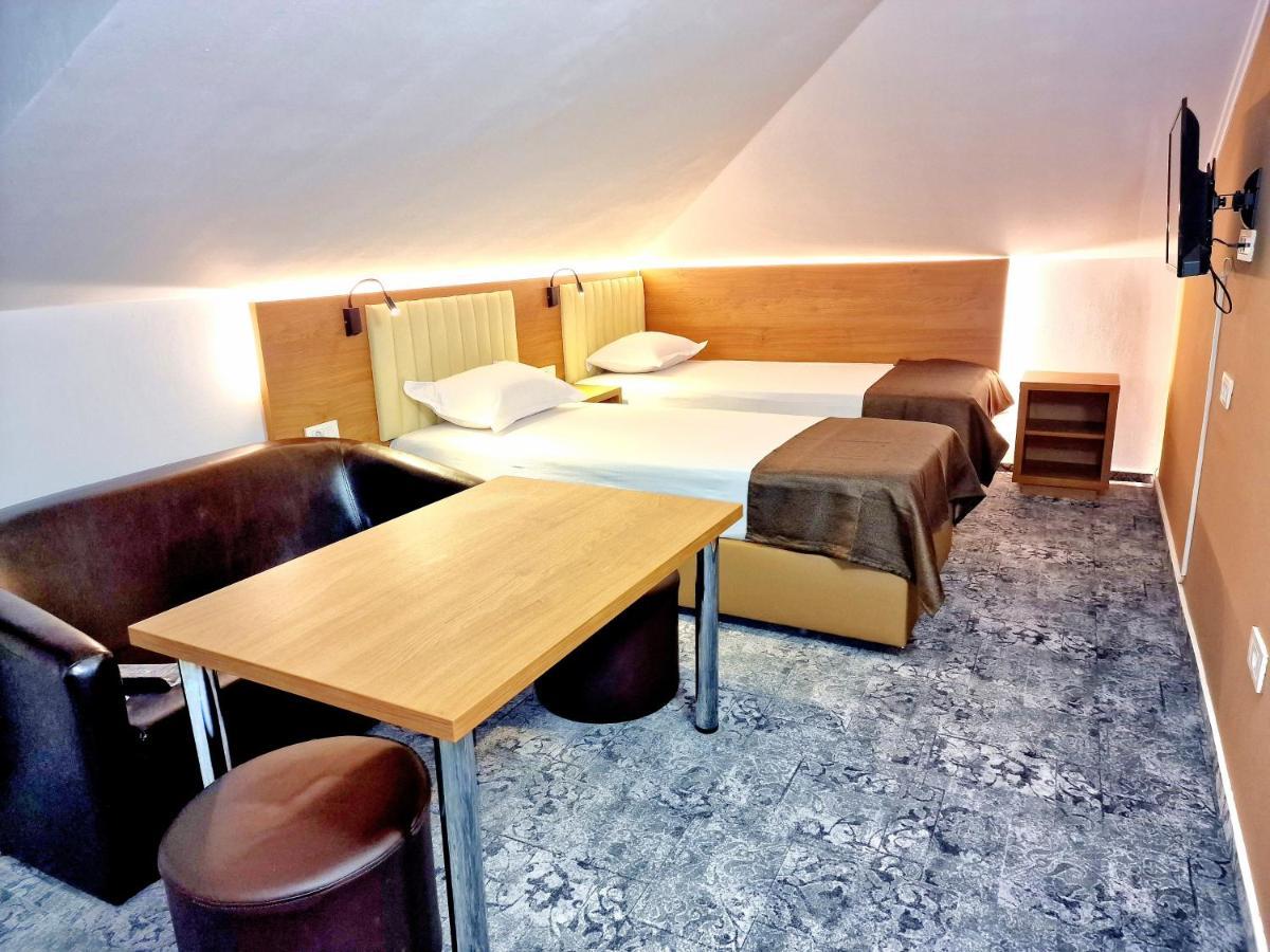 Valea Lupului  Stay Inn Rediu المظهر الخارجي الصورة