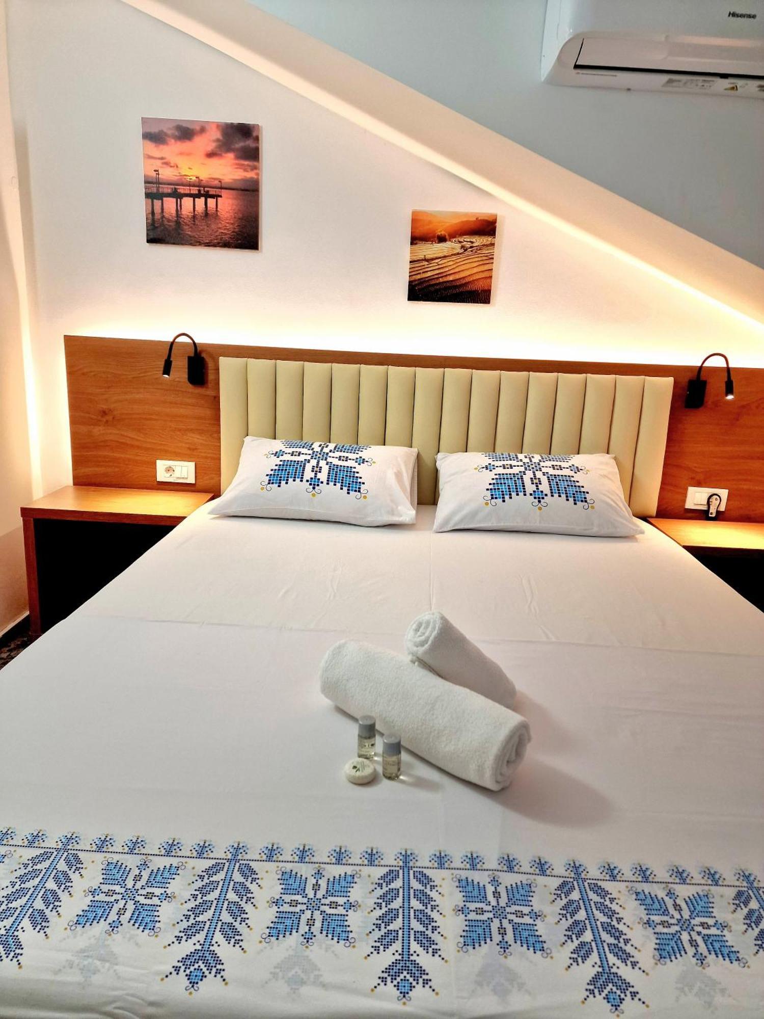 Valea Lupului  Stay Inn Rediu المظهر الخارجي الصورة